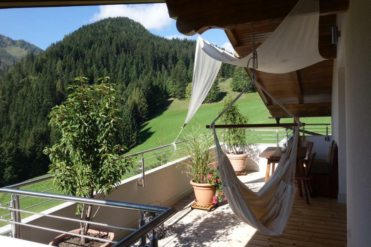Appartement Haus Fuchs à Sankt Martin am Tennengebirge Extérieur photo