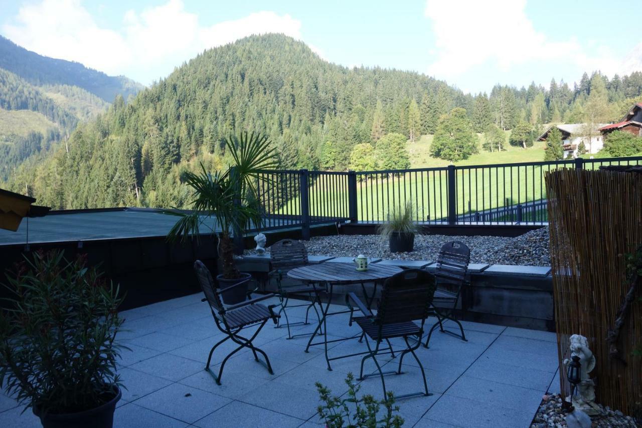 Appartement Haus Fuchs à Sankt Martin am Tennengebirge Extérieur photo